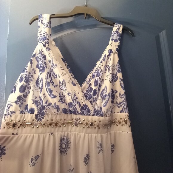 NEW SIGNATURE ROBBIE BEE DRESS SZ 12 NEVER WORN BEAUTIFUL BLUE & WHITE - Picture 8 of 10